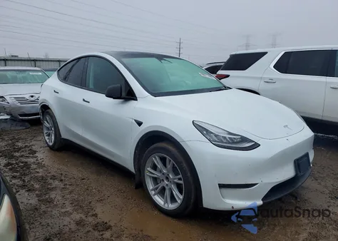 2022 Tesla Model Y z USA, uszkodzony, nr VIN 7SAYGDEE4NA012963